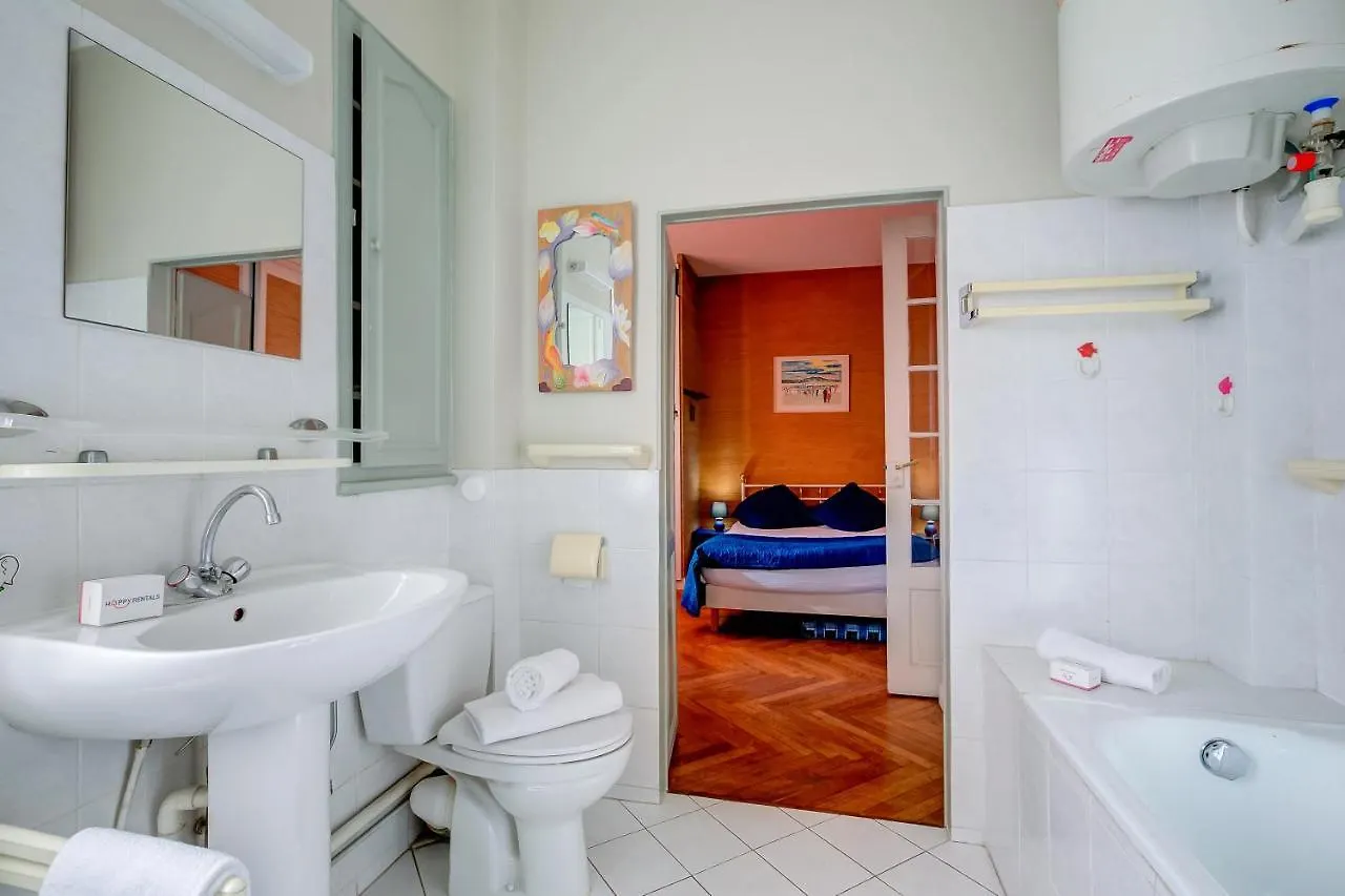 Apartment Le 44 Antibes - Sea & Mountain View - Happy Rentals