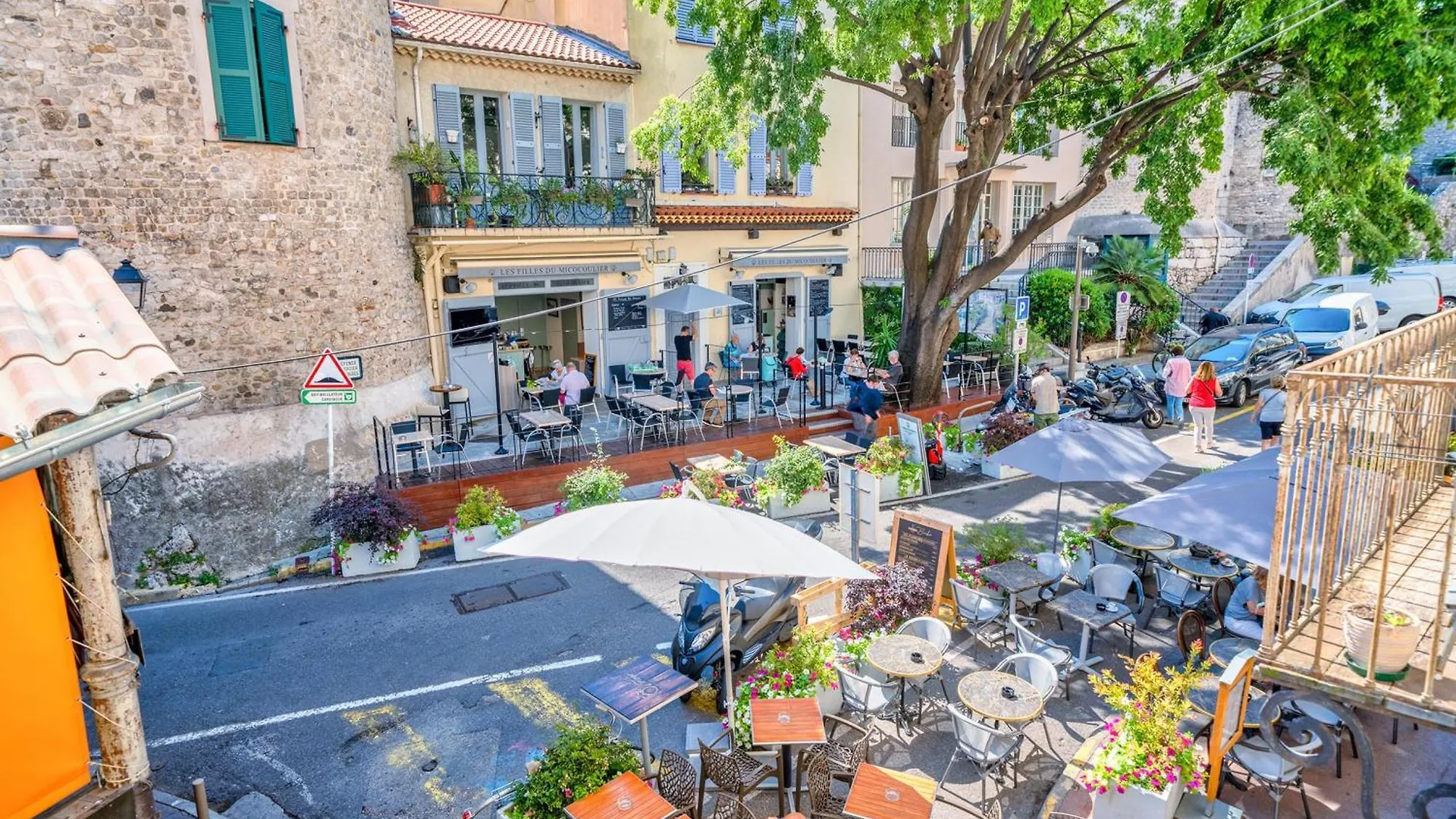 Apartment Le 44 Antibes - Sea & Mountain View - Happy Rentals